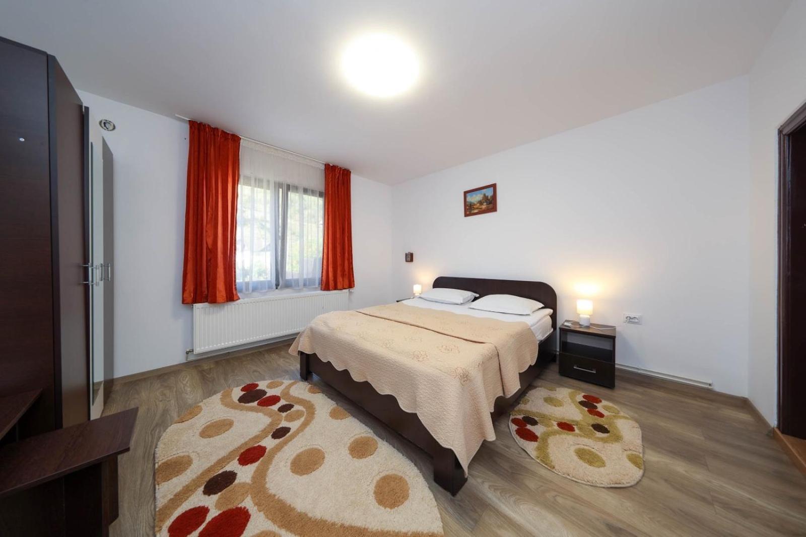 Casa Dintre Vai Hotel ชีมอน ภายนอก รูปภาพ